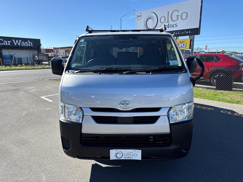 2020 Toyota Hiace 2.0 DX 6seats Roof Rack 5-door, photo 3