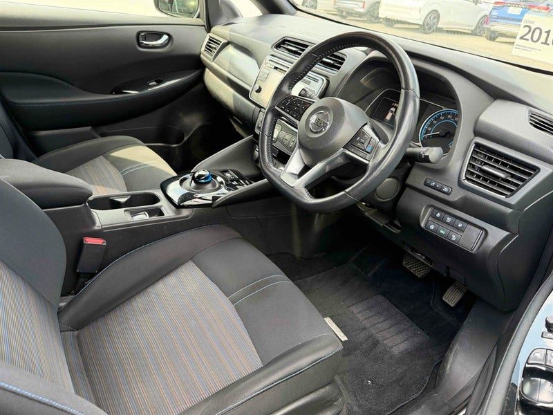 2018 Nissan Leaf 40G 83%SOH Pro Pilot R/Cam, photo 3