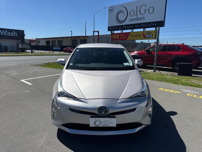 2016 Toyota Prius 1.8 S Safety+ Ultra Low KMs, photo 3
