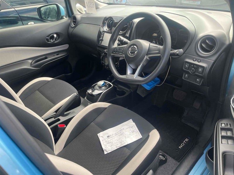 2017 Nissan Note e-Power X Ultra Low KMs, photo 3