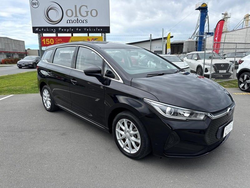 2022 BYD E6 GL Gen2 EV 71.7kWh Low KMs, photo 2