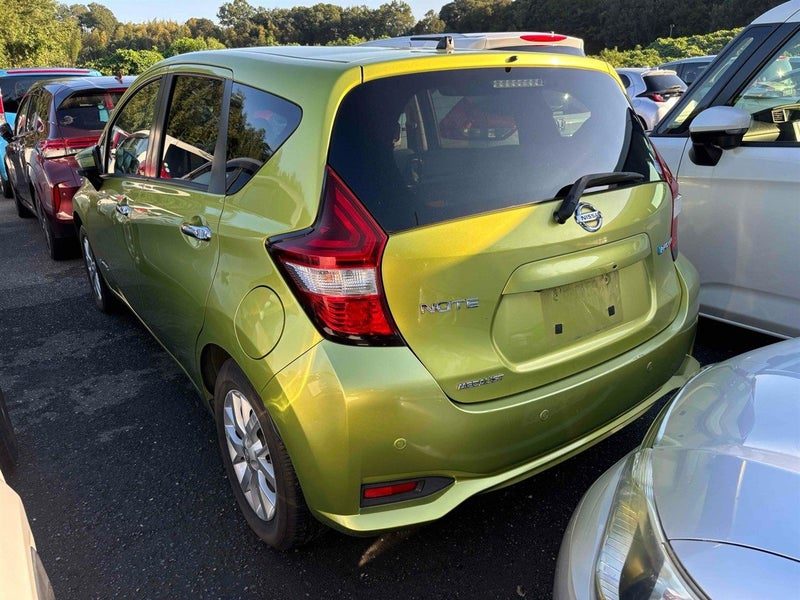 2016 Nissan Note e-Power Medalist, photo 2