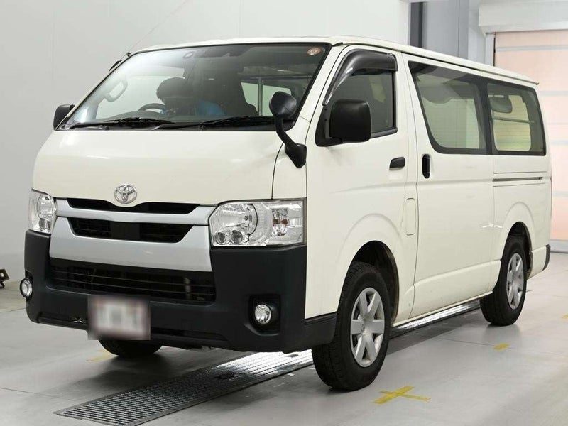 2021 Toyota Hiace 2.8 DX 4WD Diesel, photo 2