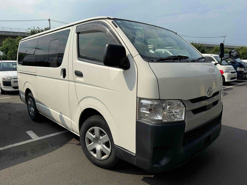 2018 Toyota Hiace 2.8 DX Diesel