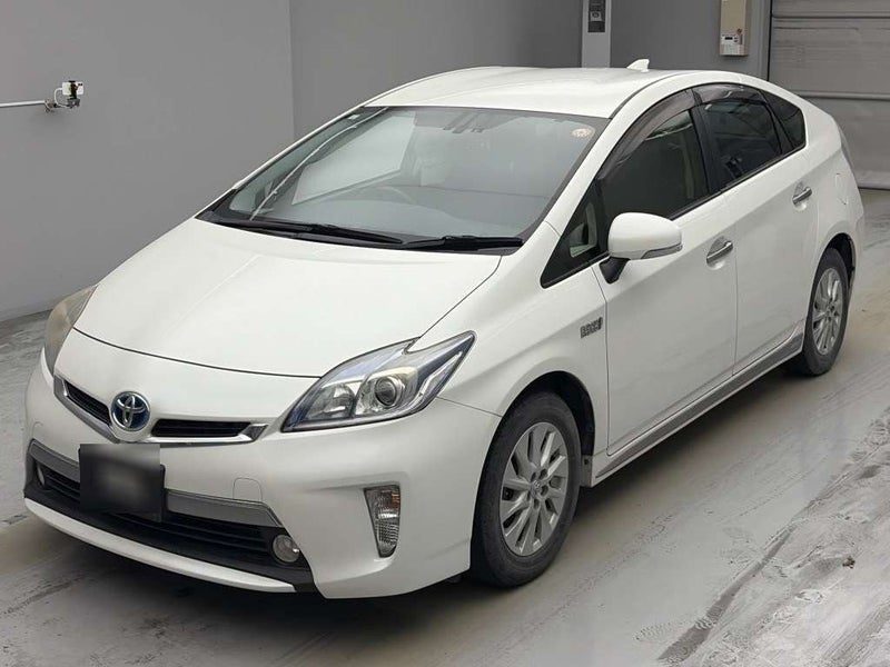 2013 Toyota Prius 1.8 PHV G Spec, photo 3