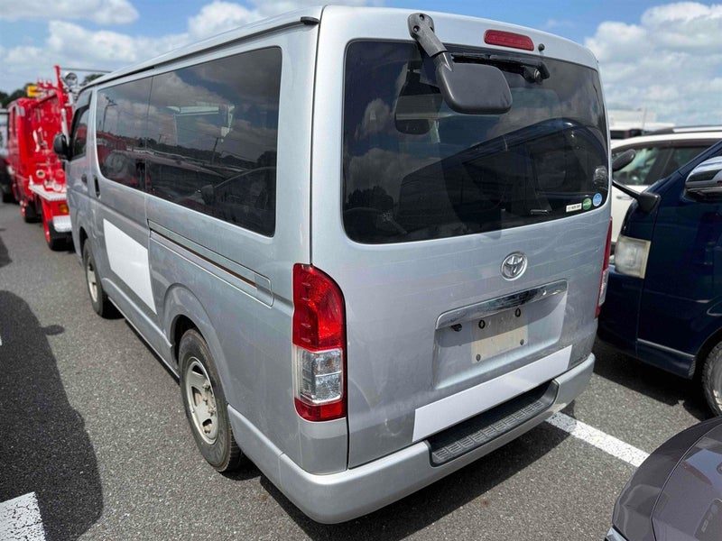 2020 Toyota Hiace 2.8 TD 4WD GL 400kg Hoist, photo 3