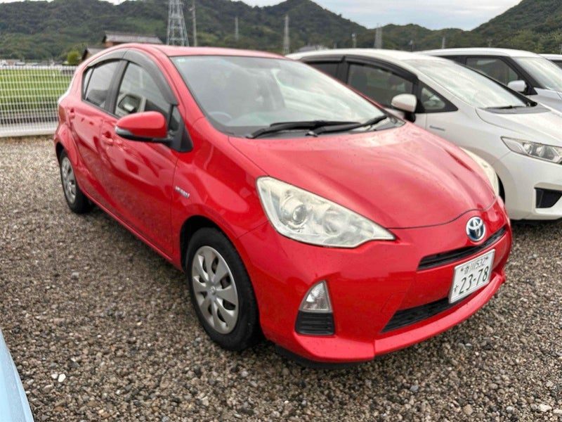 2012 Toyota Aqua 1.5 G Hybrid Low KMs R/Camera