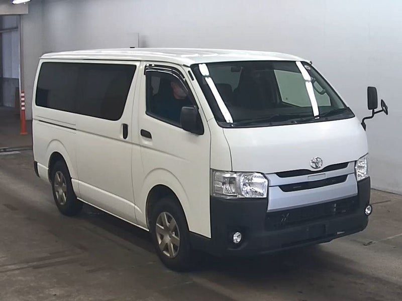 2019 Toyota Hiace 2.8 TD 4WD DX 5doors 3seats