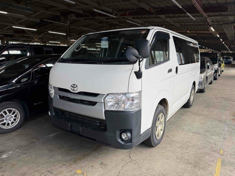 2019 Toyota Hiace 2.8 TD 4WD DX 5doors 3seats, photo 2
