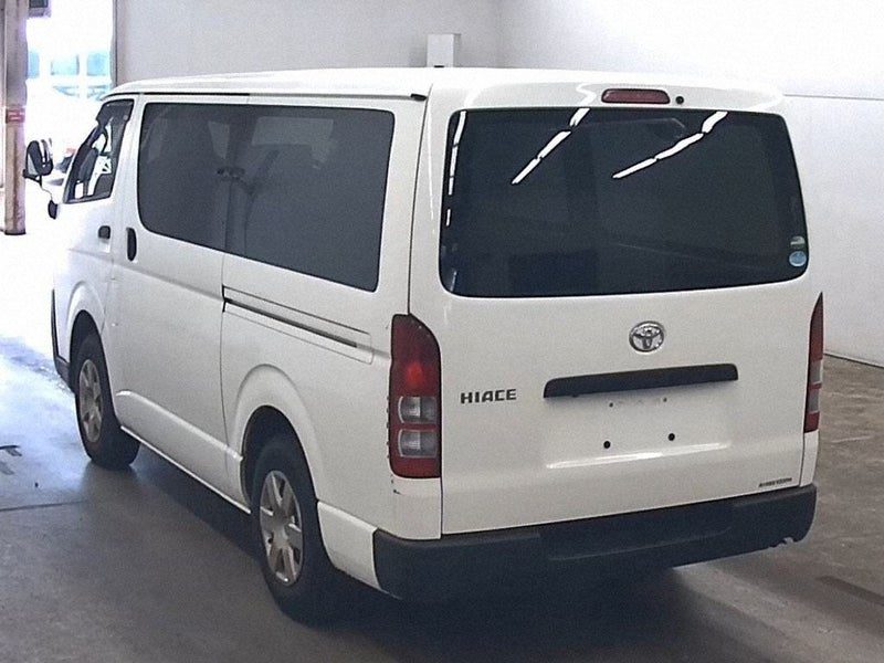 2019 Toyota Hiace 2.8 TD 4WD DX 5doors 3seats, photo 3