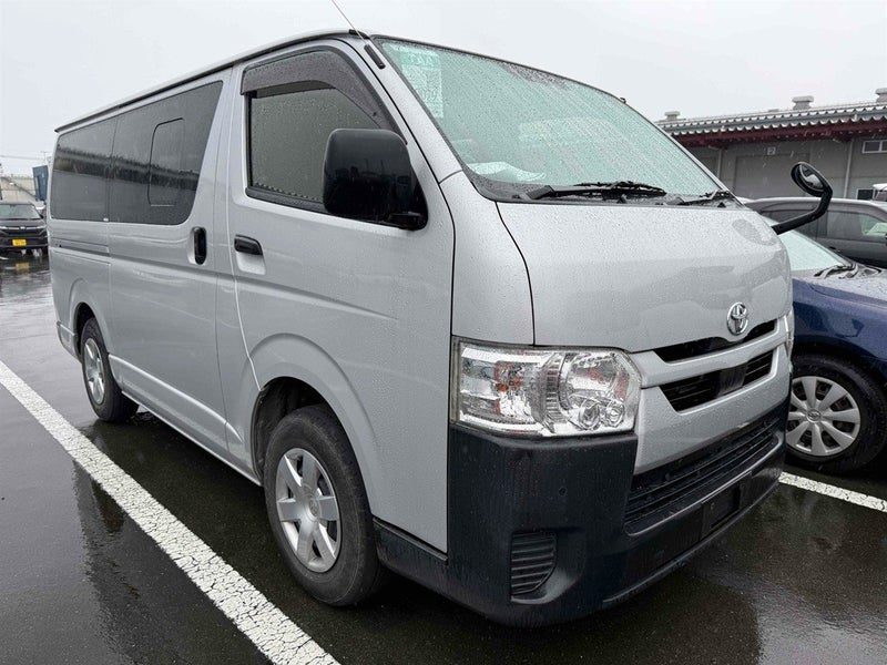 2020 Toyota Hiace 2.8 DX 4WD Diesel