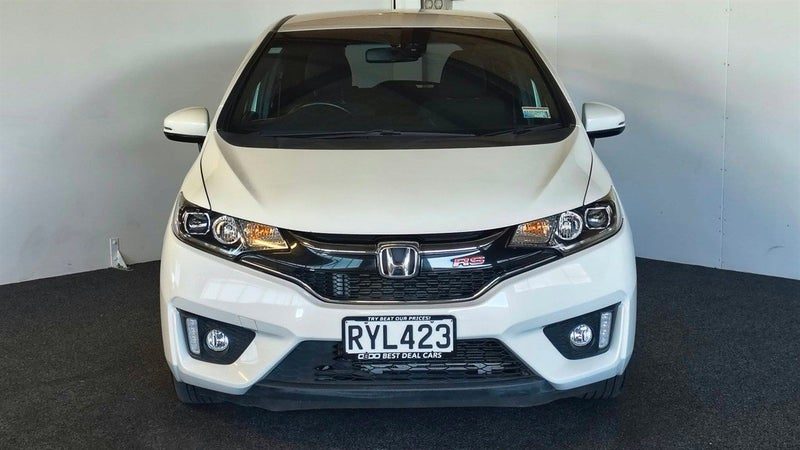 2016 Honda Jazz RS 1.5P/6MT/HA/5DR/5, photo 2