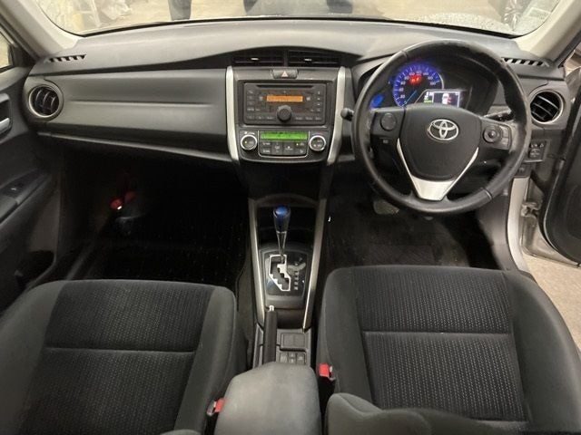 2013 Toyota Corolla Fielder 1.5 G Low KMs Hybrid, photo 3