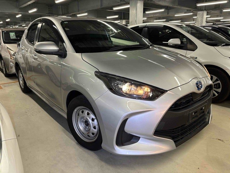 2021 Toyota Yaris X Hybrid R/Camera