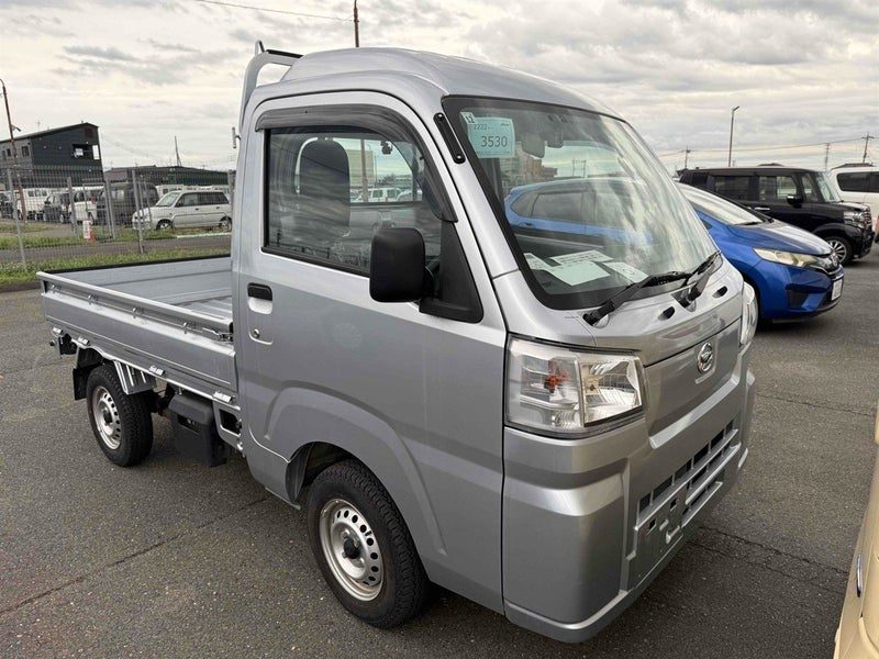 2022 Daihatsu Hijet 4WD Truck High Roof Manual