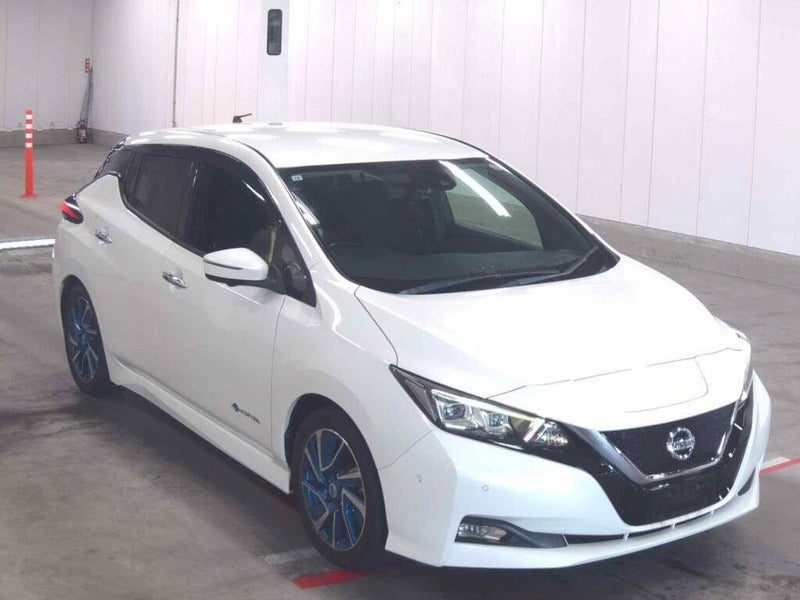2017 Nissan Leaf 40G 83%SOH Pro Pilot, photo 2