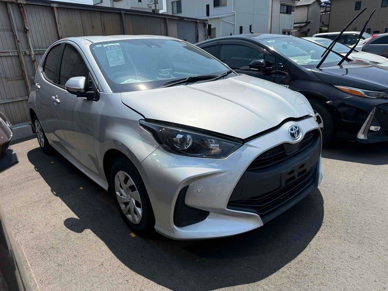 2021 Toyota Yaris X Hybrid R/Camera
