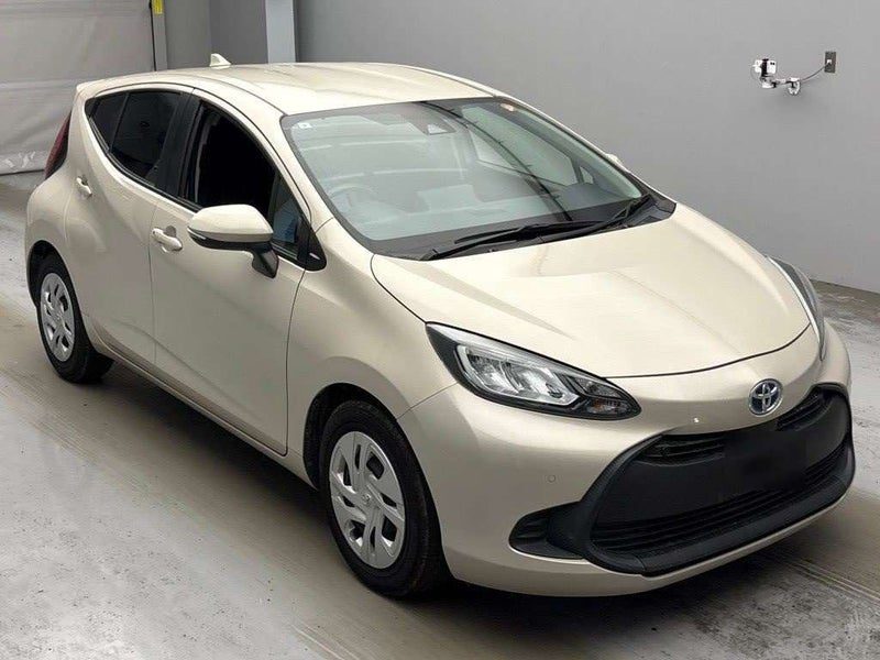 2022 Toyota Aqua X Hybrid New Shape Push Start