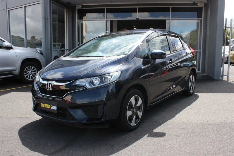 2016 Honda Fit Hybrid L PACKAGE, photo 2