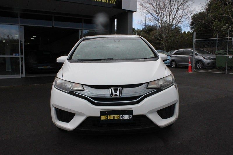 2015 Honda Fit Hybrid F-Package, photo 3