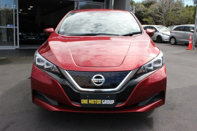 2018 Nissan Leaf X, photo 3