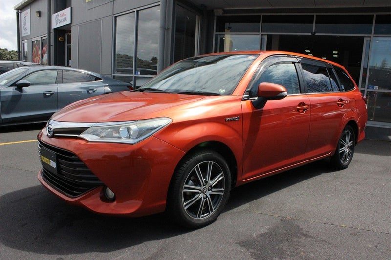 2015 Toyota Fielder Hybrid G High SPEC, photo 2