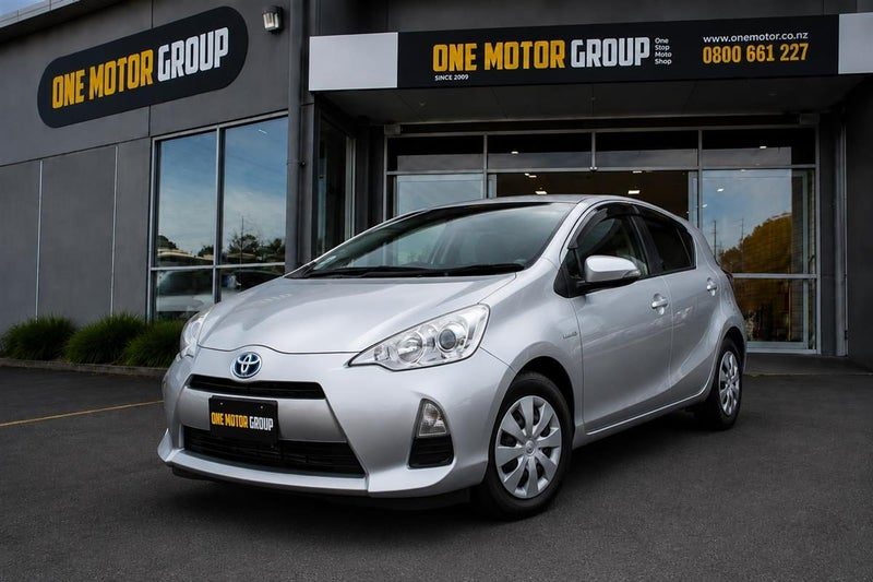 2012 Toyota Aqua Hybrid Push Start
