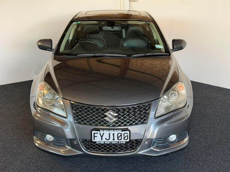 2011 Suzuki Kizashi SPORT, photo 2