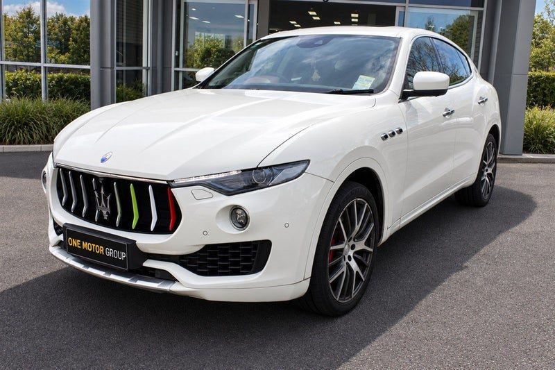 2017 Maserati Levante, photo 2