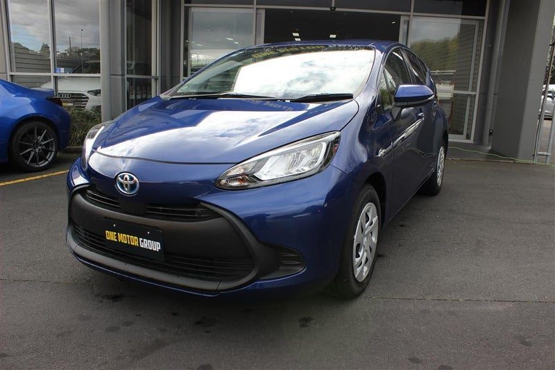 2022 Toyota Aqua X Hybrid New Shape 6 Airbags, photo 2