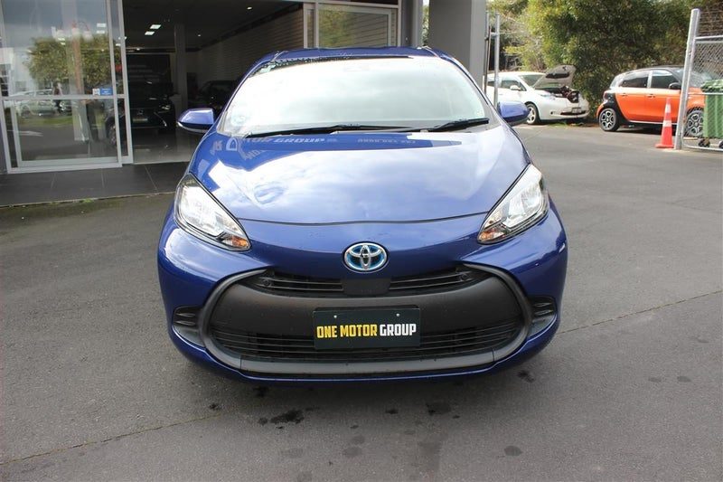 2022 Toyota Aqua X Hybrid New Shape 6 Airbags, photo 3