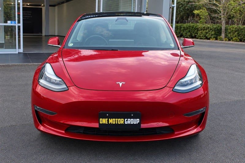 2019 Tesla Model 3 Performance, photo 2