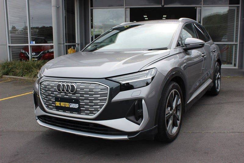 2023 Audi Q4 E-tron 40 S-line 82kWh, photo 2