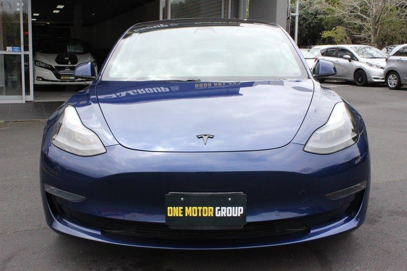 2021 Tesla Model 3 Long Range AWD, photo 3