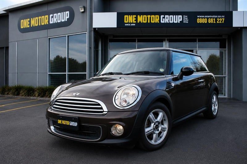 2013 MINI Cooper One Classic LOW KMS 10Airbags