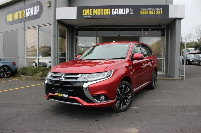 2015 Mitsubishi Outlander G 5 Seater