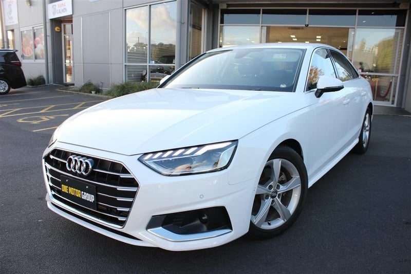2020 Audi A4 35TFSI ADVANCED / Mint Condition, photo 2
