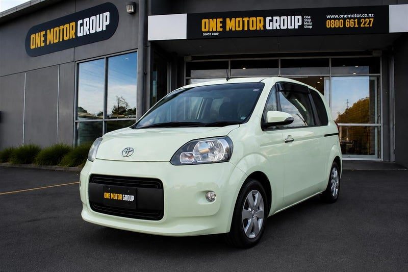 2013 Toyota Porte G Power Sliding Door Passo