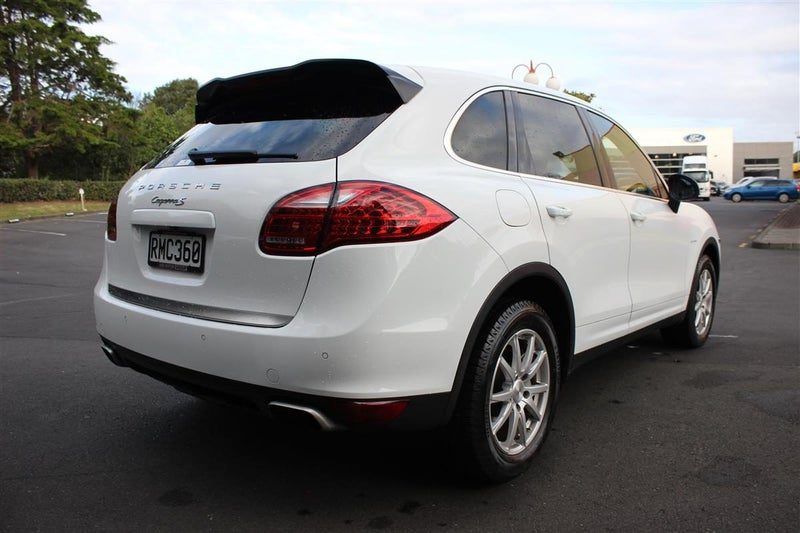 2014 Porsche Cayenne S Hybrid 3.0V6 Heated Leather, photo 2