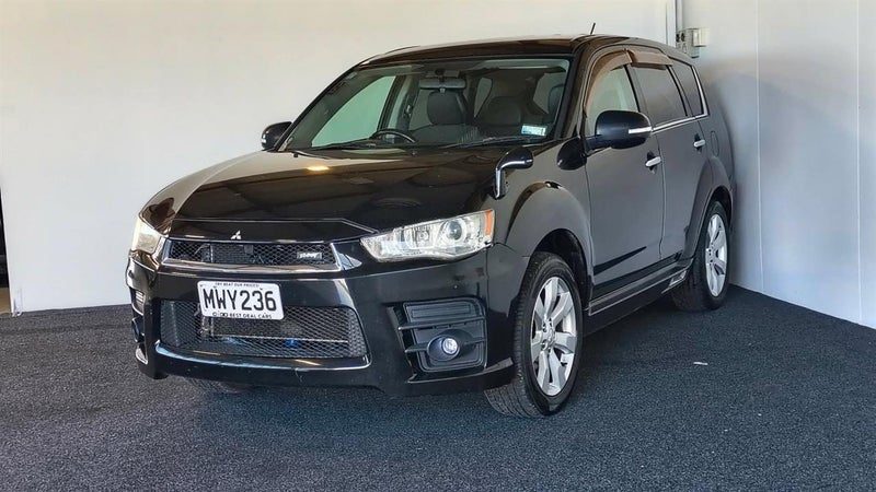 2011 Mitsubishi Outlander, photo 3