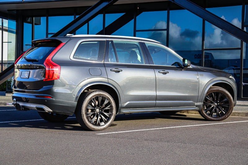 2021 Volvo XC90 D5 AWD Momentum, photo 2
