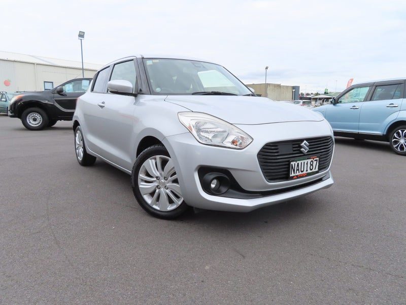 2017 Suzuki Swift *Low KM*