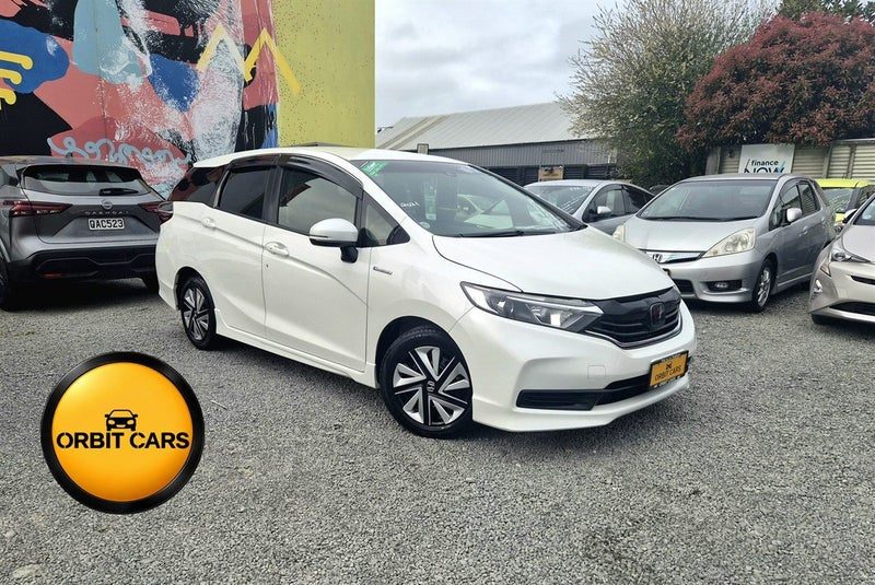 2021 Honda Fit SHUTTLE HYBRID HONDA SENSING