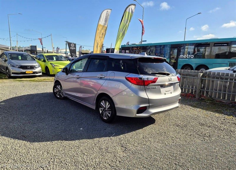 2019 Honda Fit Shuttle, photo 3