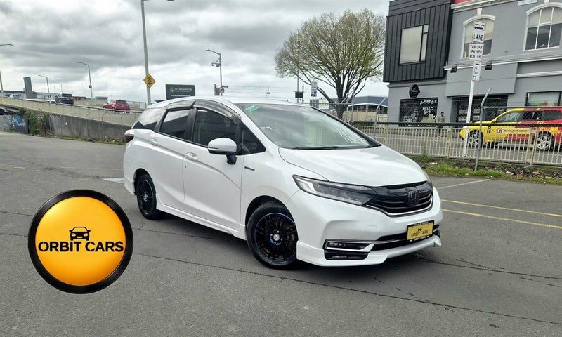 2019 Honda Fit SHUTTLE HYBRID X HONDA SENSING