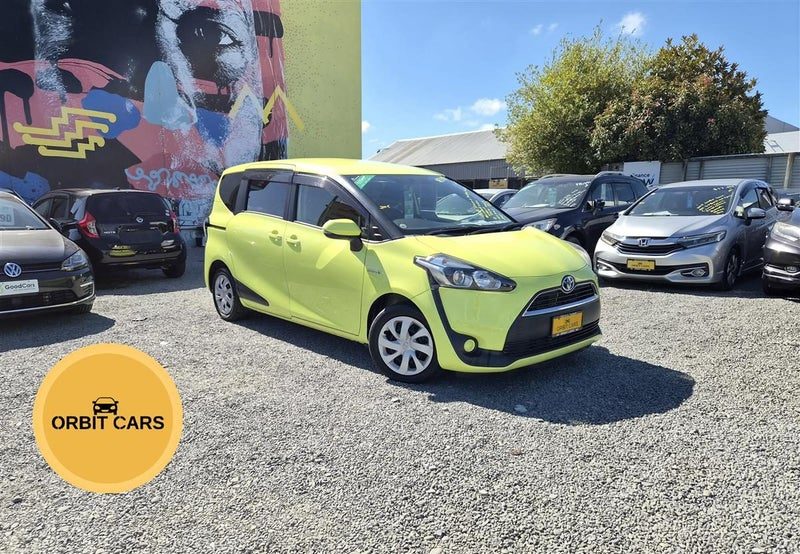 2015 Toyota Sienta Hybrid