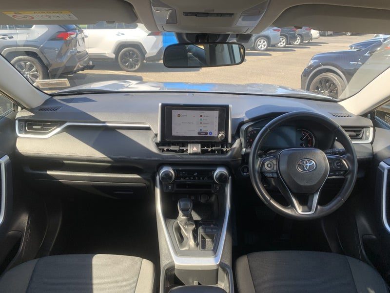 2023 Toyota RAV4 GX FWD, photo 2