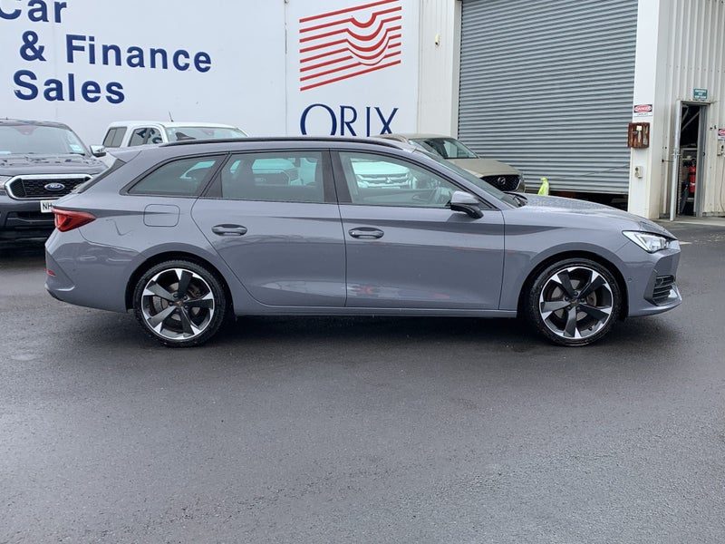 2023 Cupra Leon Sportstourer V, photo 3