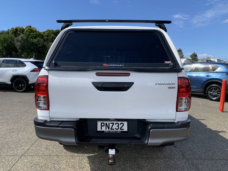 2022 Toyota Hilux SR Extra Cab 2WD, photo 3