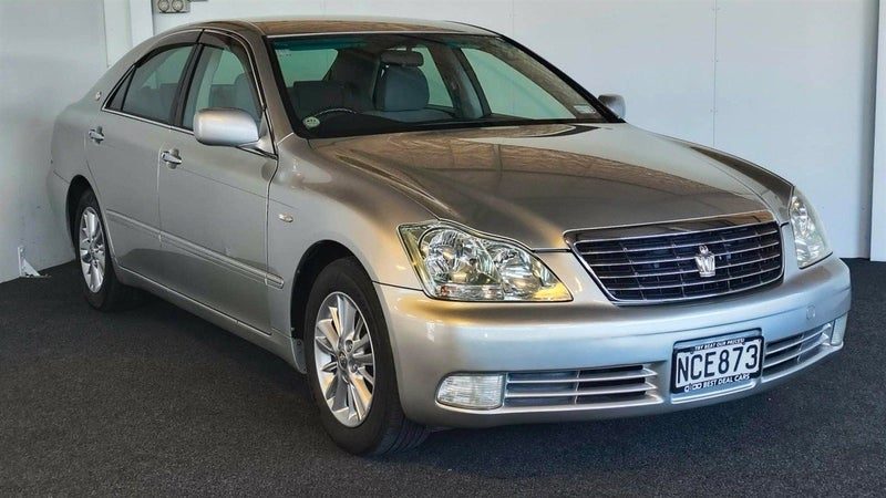 2004 Toyota Crown